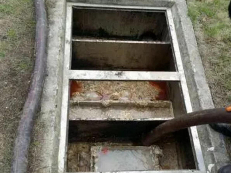 浪卡子隔油池清理